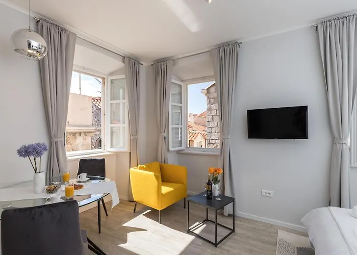 Apartments Urbis